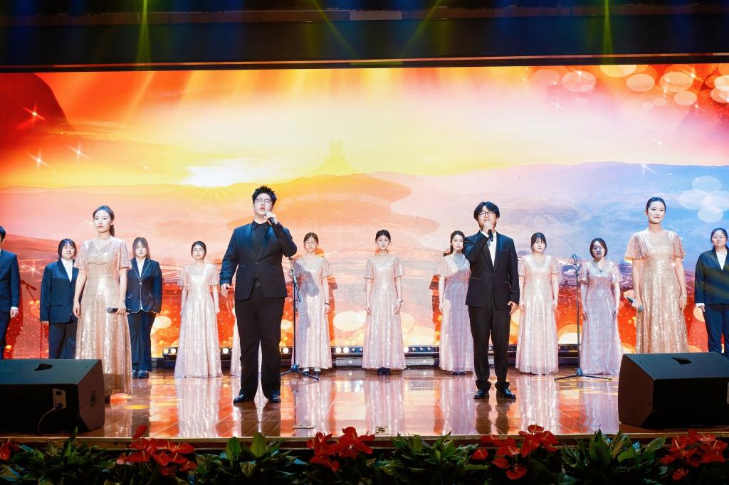 18D8E