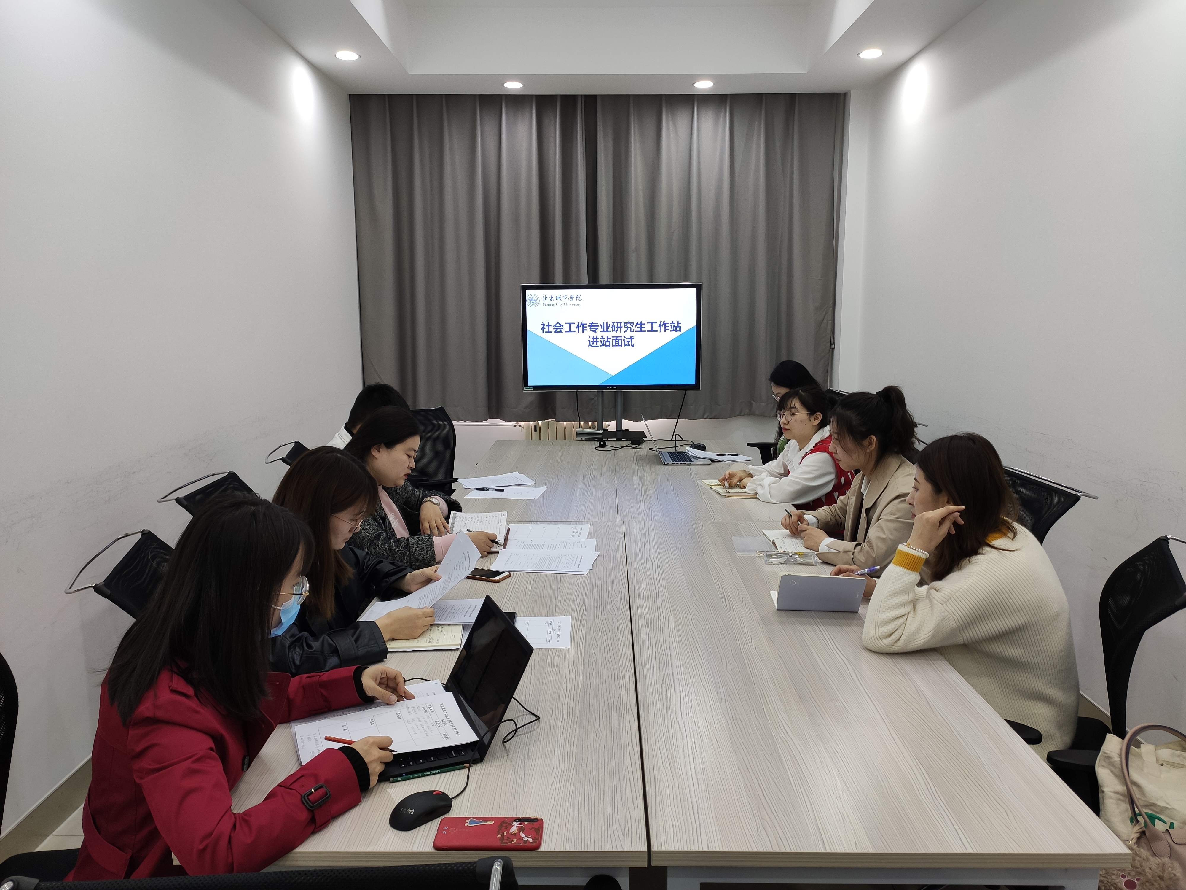 公共管理学部研究生工作站首批学生进站